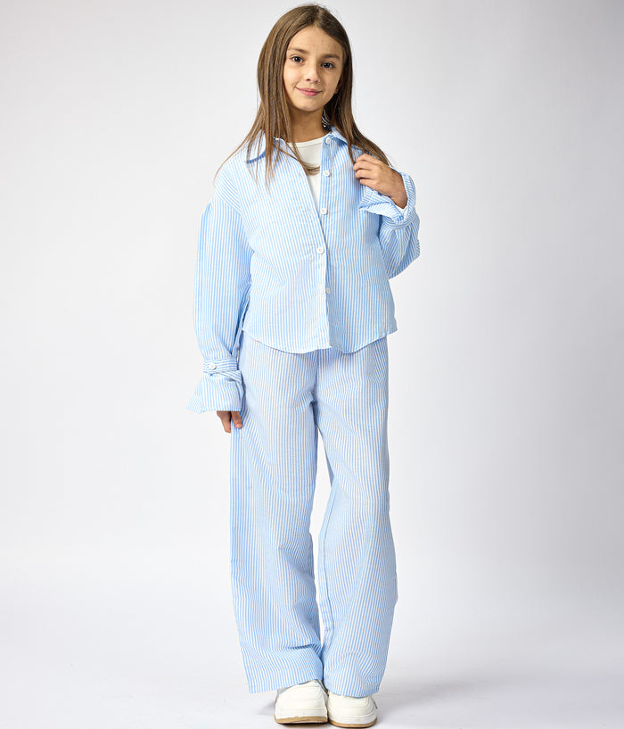 Ensemble de chemise et pantalon bleu clair pour fillette